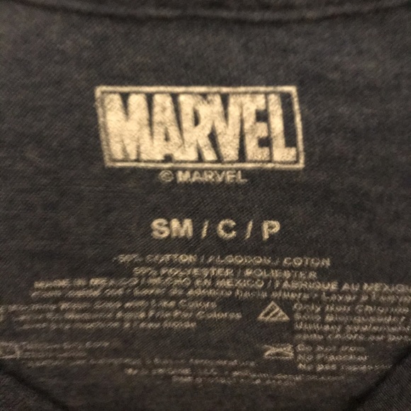 Marvel Captain America Shirt - Picture 2 of 2